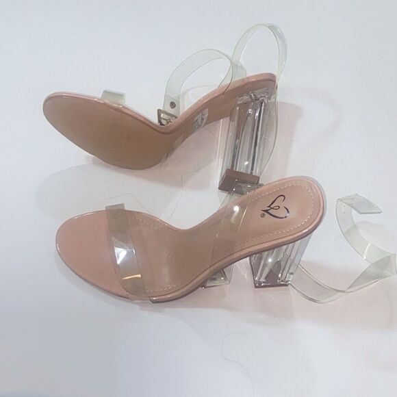 Women’s Clear Sandals Size 6.5 - Picture 3 of 10